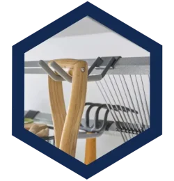 A Hexagonal Icon Representing the Garage Storage Systems from SmartSpace Solutions.